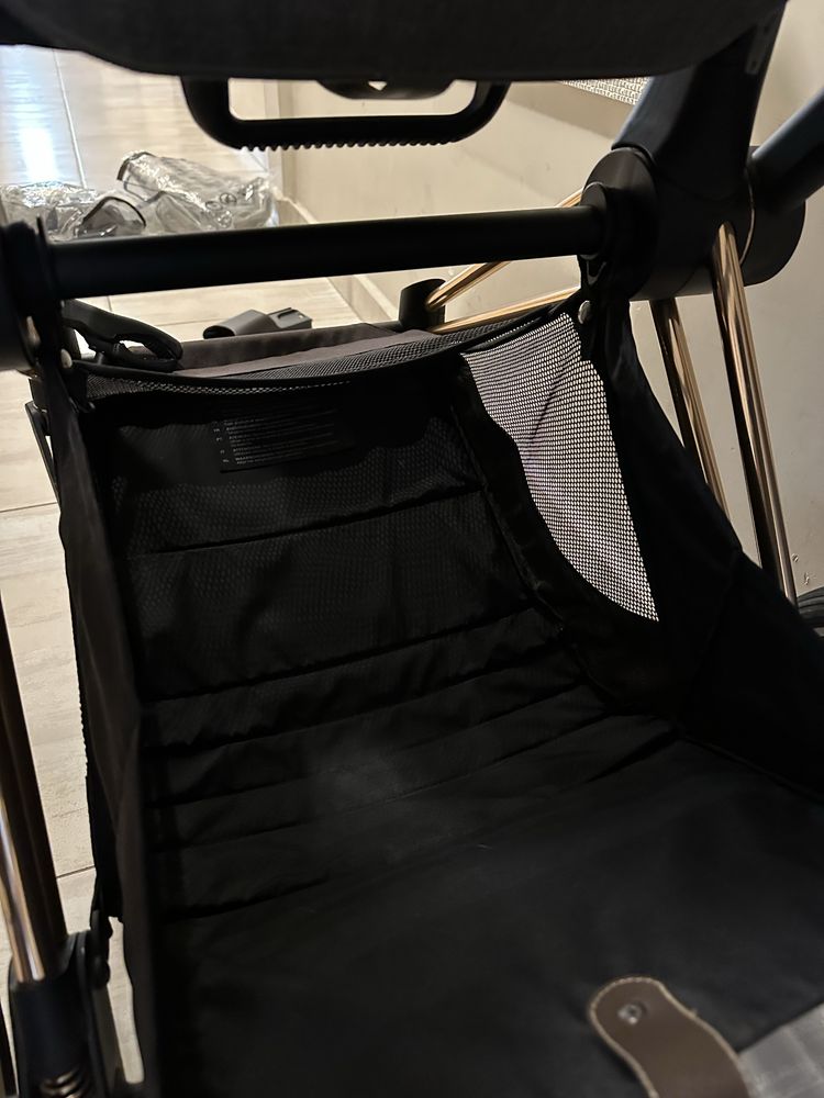 Cybex Priam 4 Rose Gold+ Manhatan grey