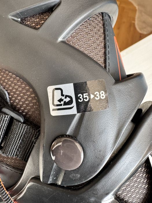 Кънките са нови.