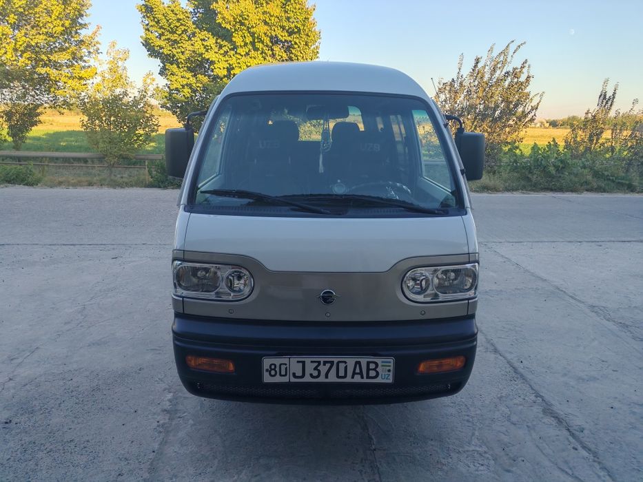 Damasni deluxe oq