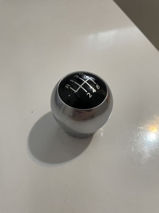 Nuca schimbator Renault