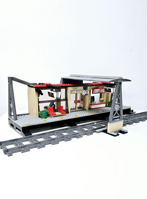 Lego City -  60050 Train Station (2014)