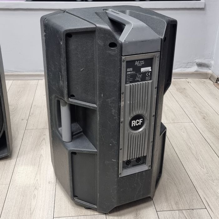 Amanet F28: Set Boxe Pasive RCF ART 725