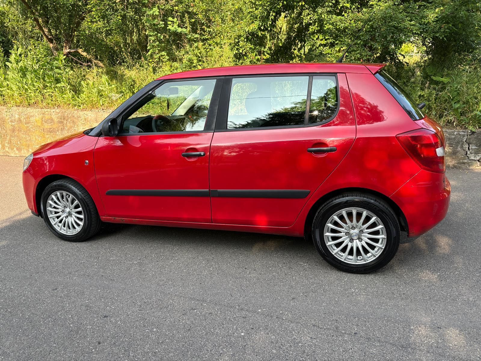 Vând Skoda Fabia