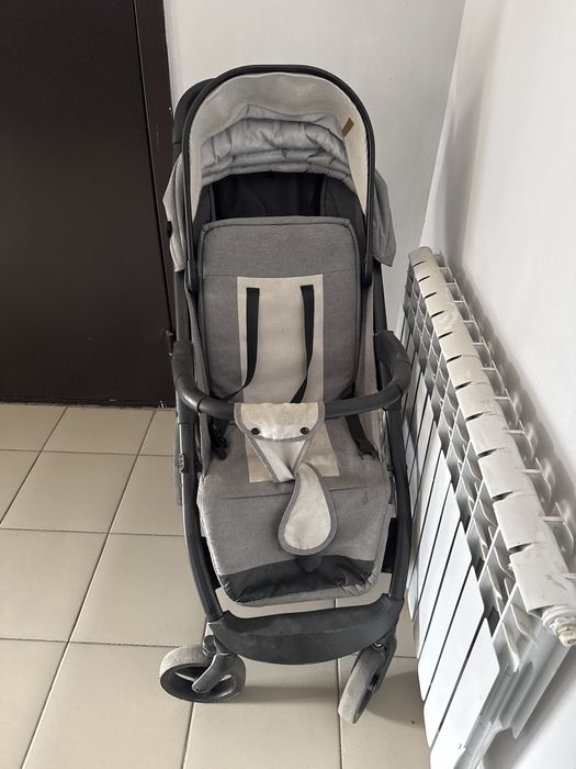 Коляска прогулочная