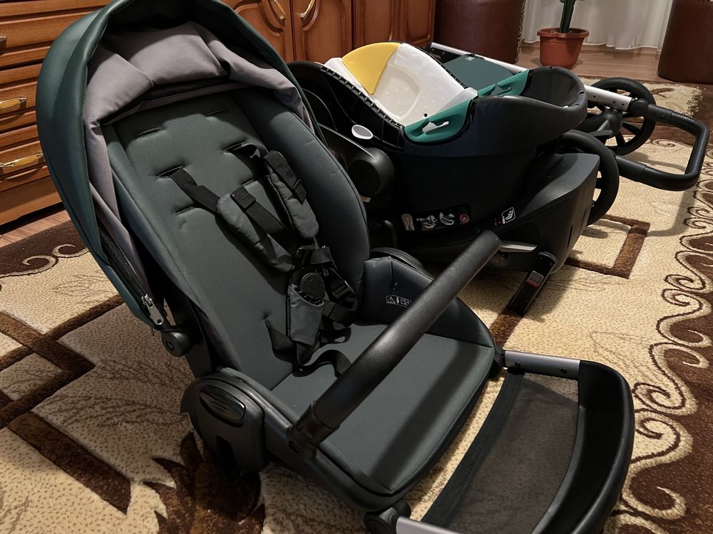 Vand carucior + scoica auto + baza Isofix