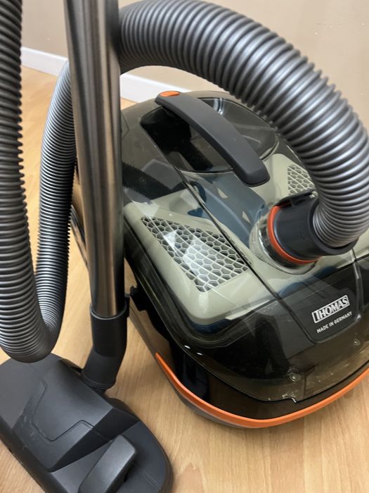 Продам немецкий пылесос Thomas