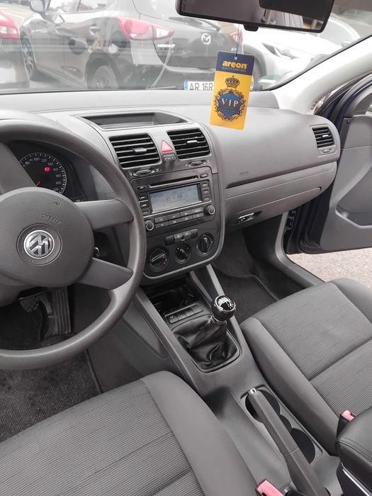 Vând Volskwagen golf 5
