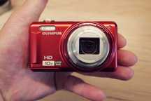 Aparat foto Olympus 14mp D-720 Red rosu stare perfecta incarcare USB
