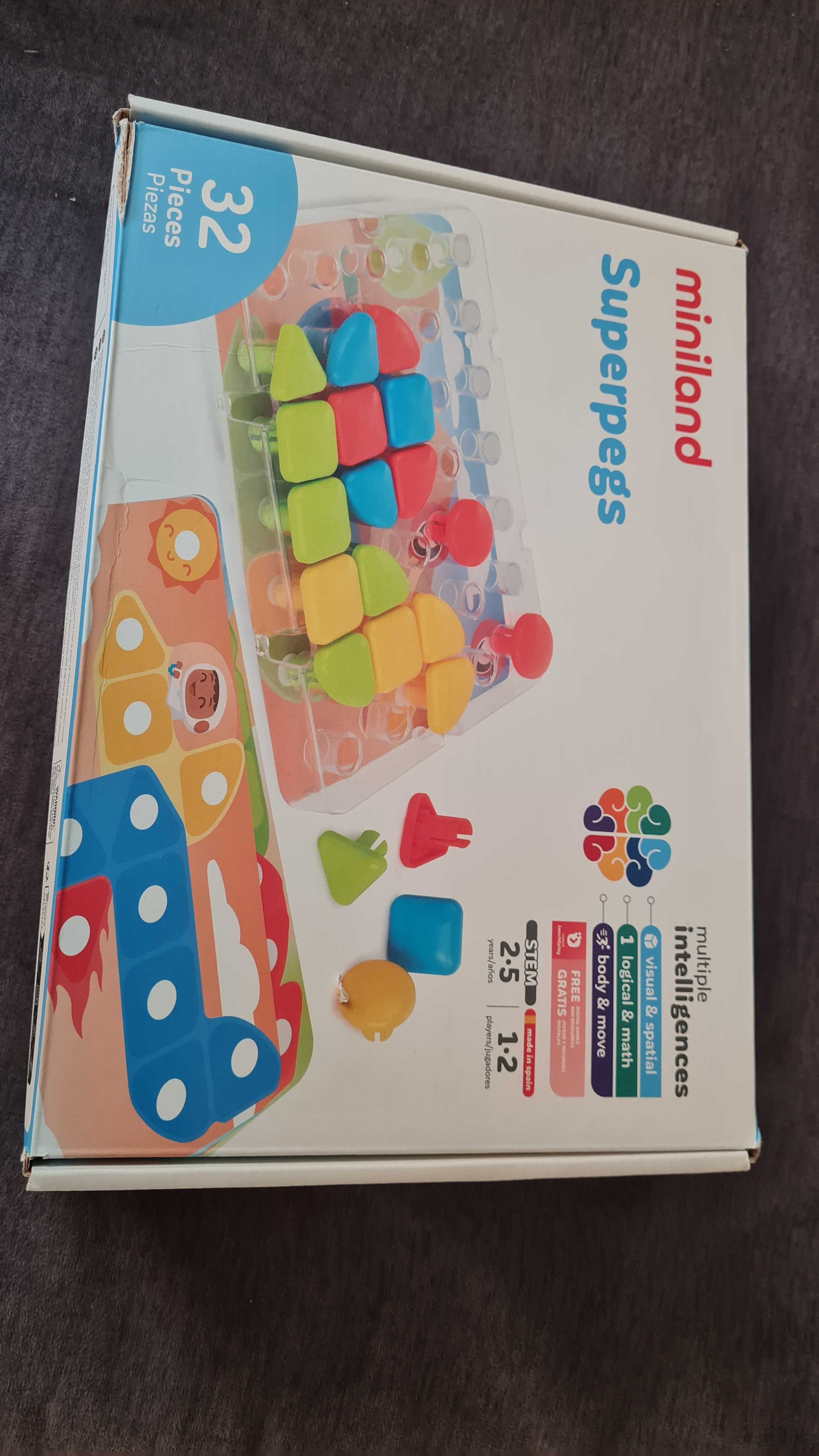 Детска мозайка с големи части Miniland Superpegs