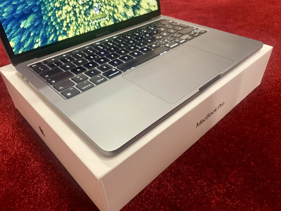 Macbook Pro 13" M1, 16gb ram, 512 ssd impecabil