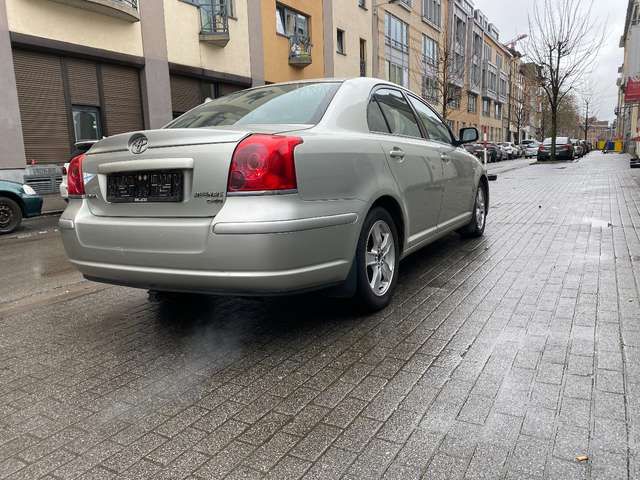 Toyota Avensis 2.00 D4D/ Тойота Авенсис 2,00  НА ЧАСТИ