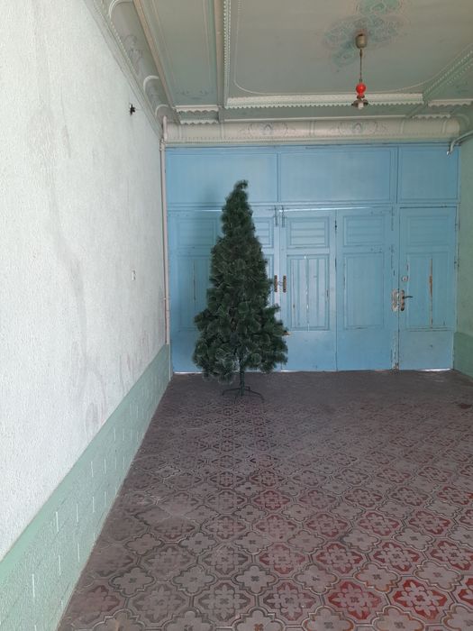 Archa  2 . 60.   150 e.