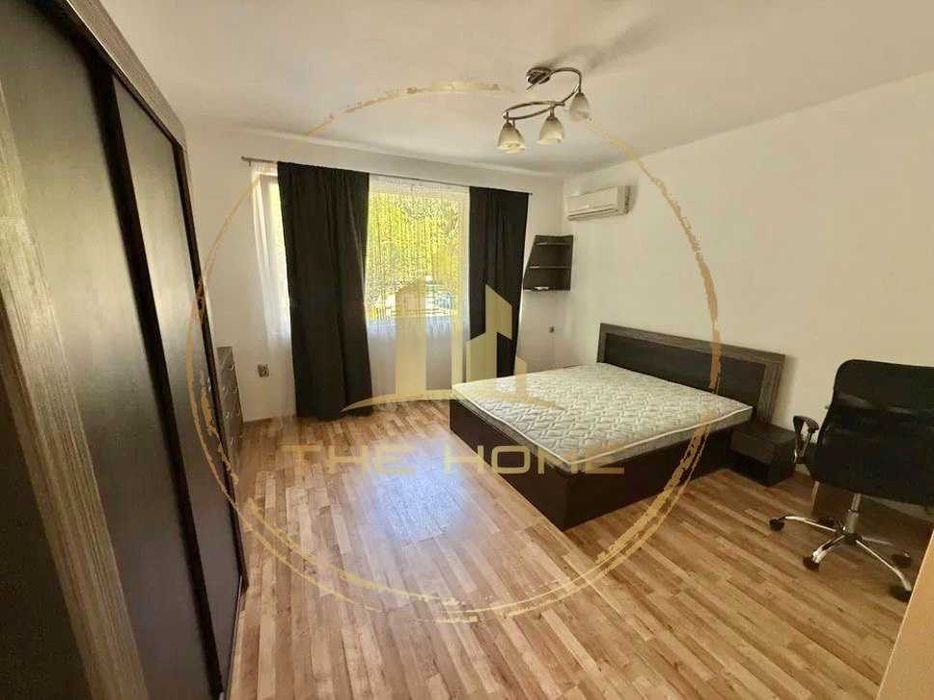 Дава се под наем Двустаен апартамент в Варна, Център - 56 кв.м за 450 € - Снимка #1