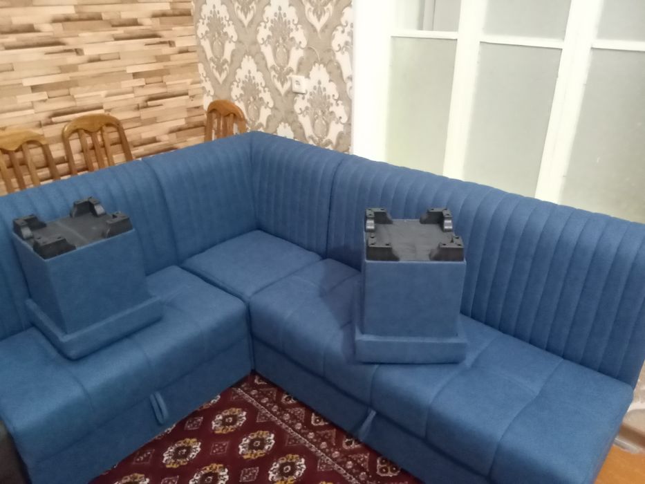 Кухни уголоклар сотилади