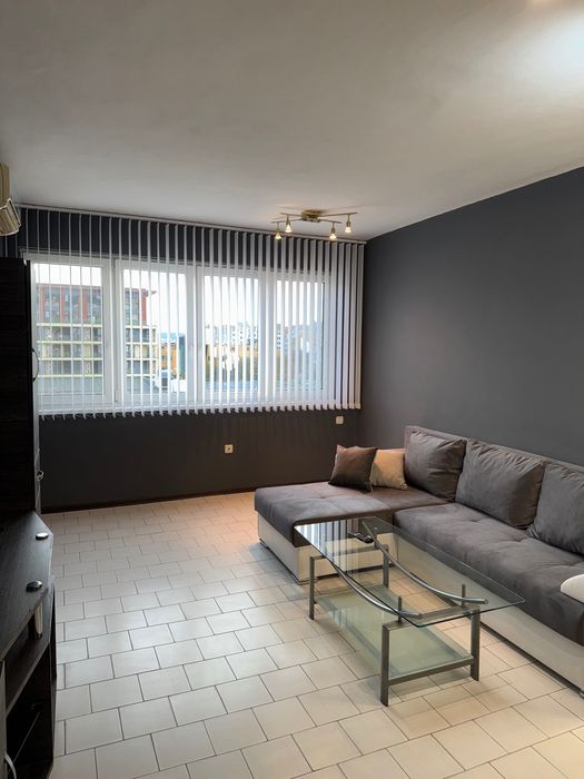 Тристаен апартамент .