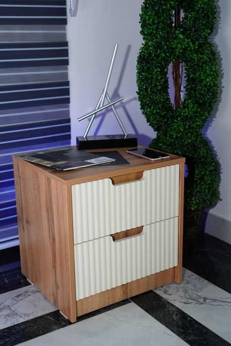 Тумбочка  2 тормали