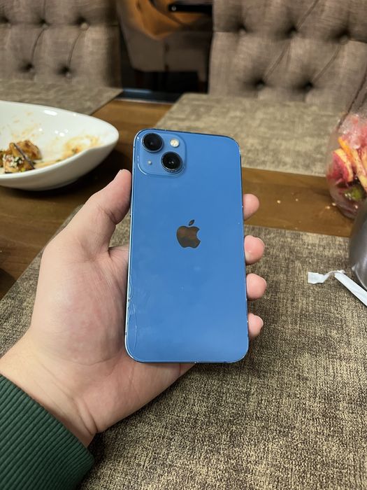 IPhone 13 с коробкой