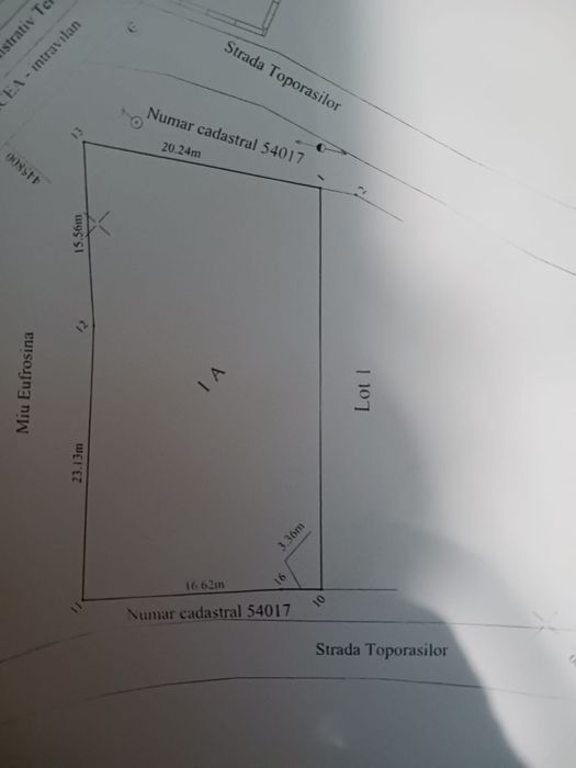 DE VANZARE 700mp la 6 km de oras