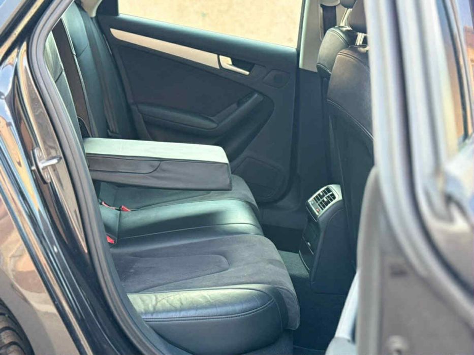 Vând audi A4 an fabricatie 2012 euro 5