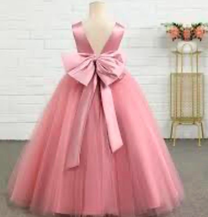 Платье в пол 130 рост 10000