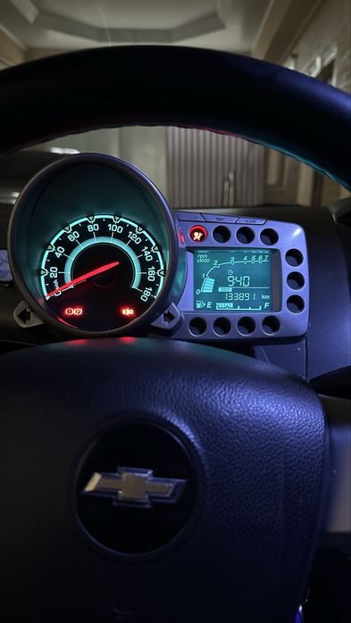 Chevrolet Spark AT 1.0 2011