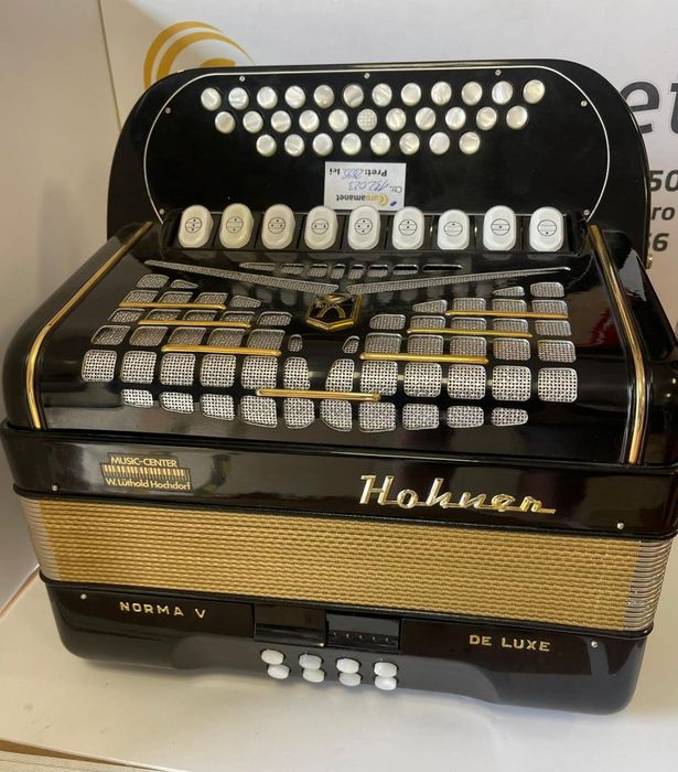 Acordeon Hohner Norma V De Lux 8basi stare impecabila -A-