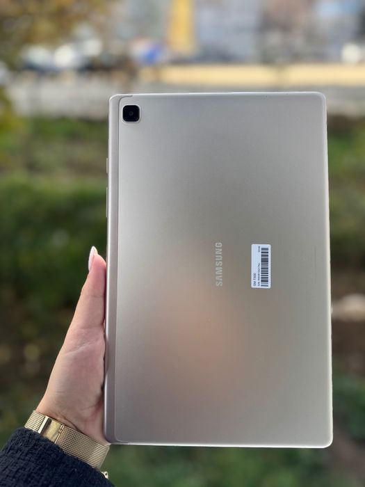 Vând tabletă Samsung Galaxy Tab A7 (Wi-Fi, 10.4”) – stare excelenta