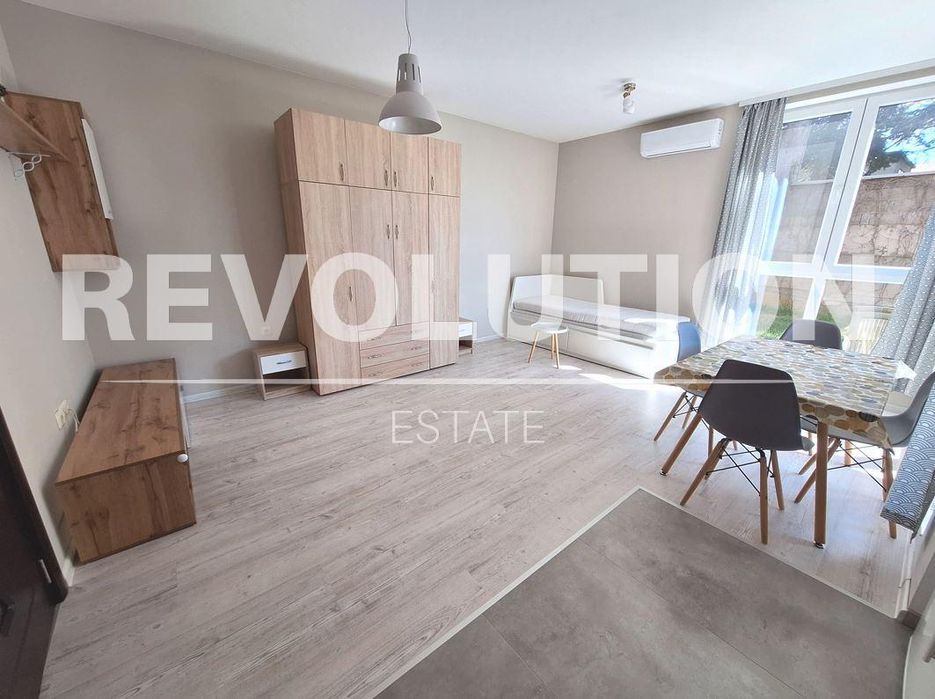 Дава се под наем Едностаен апартамент в Варна, м-т Траката - 32 кв.м за 350 € - Снимка #1