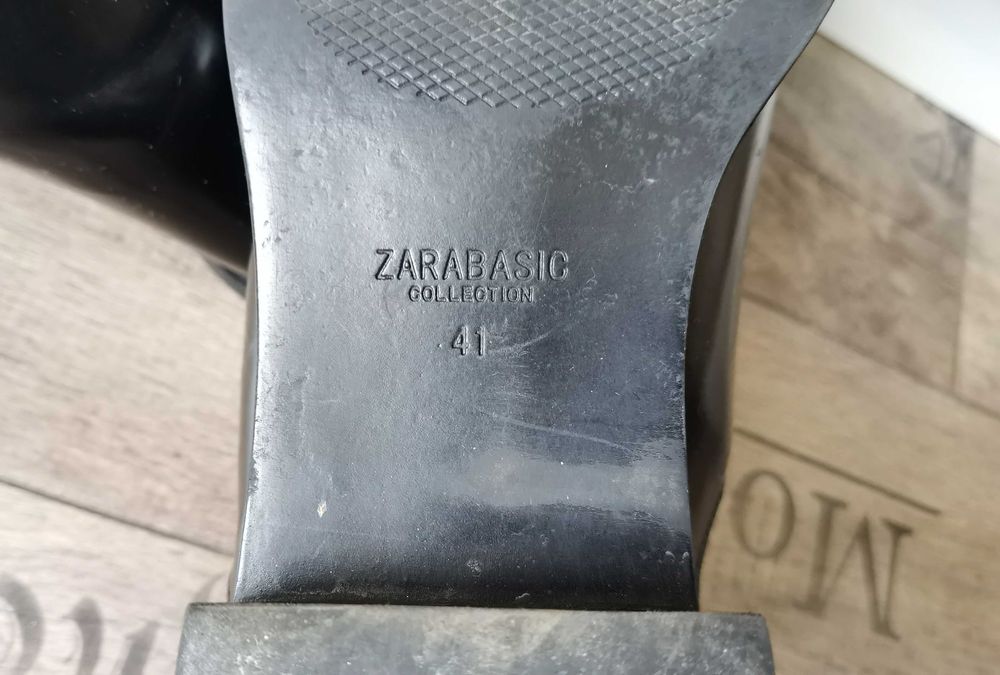 Дамски лачени обувки тип чорап отгоре 41 номер марка Zarabasic