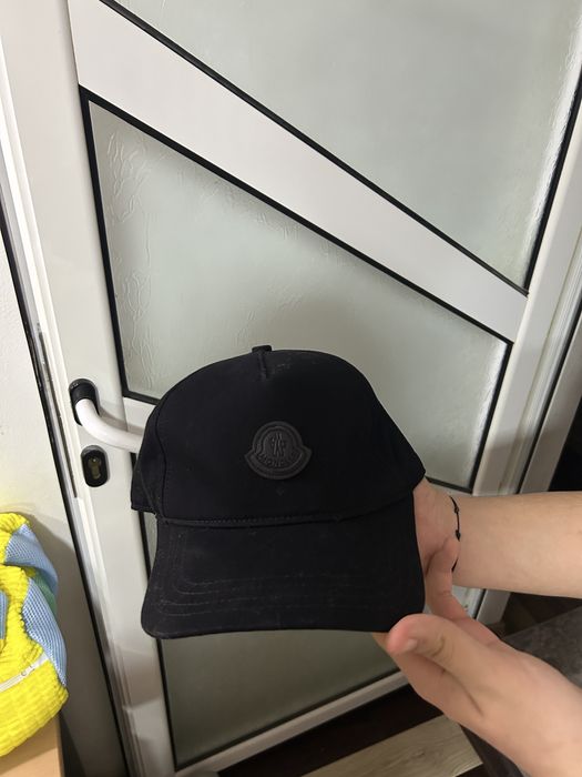 Sapca Moncler Neagra