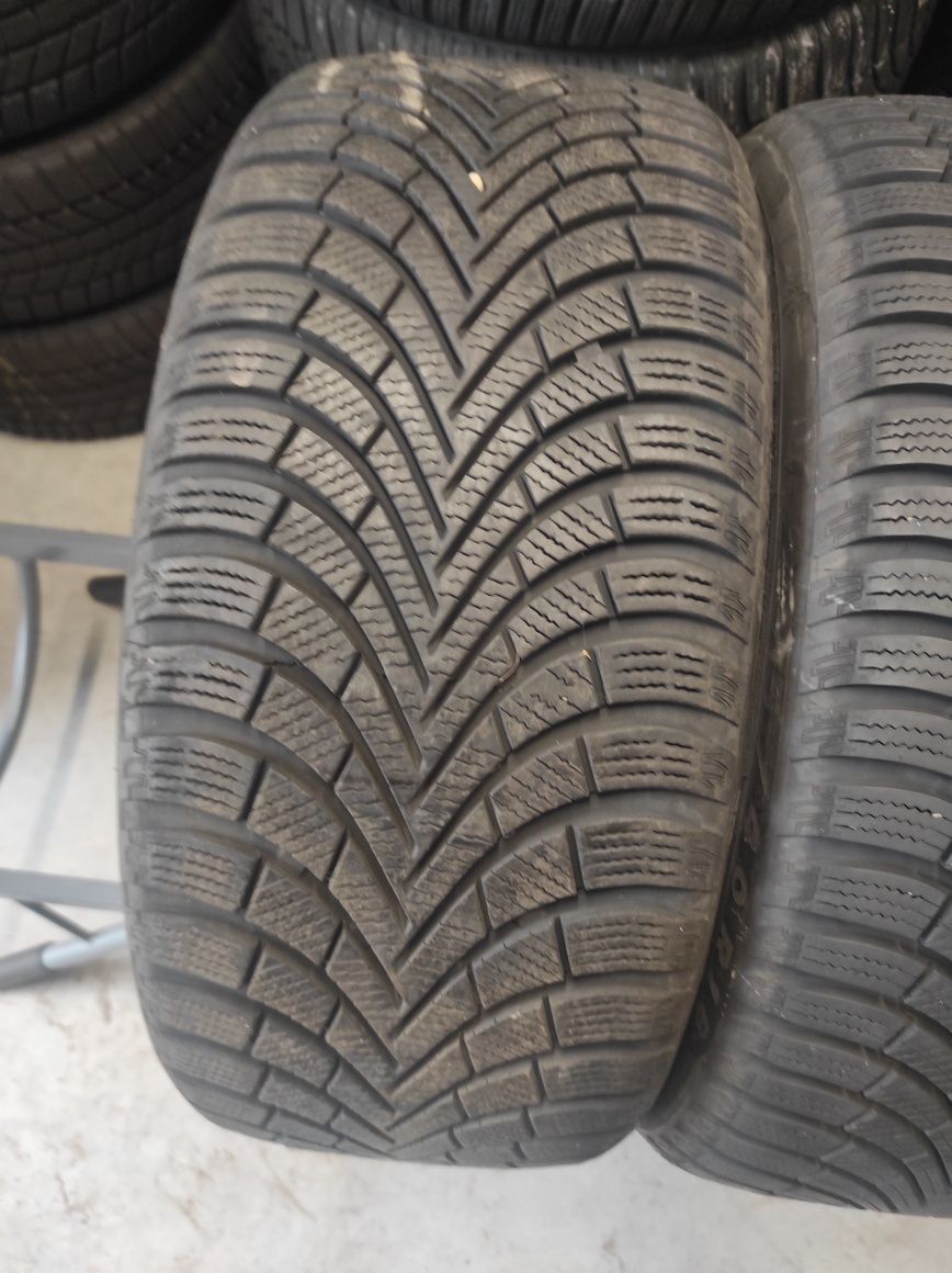 225/40/18 Maxxis 4бр