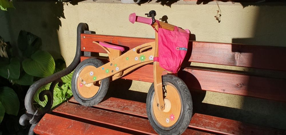 Bicicleta din lemn fara pedale pt copii, fete 2- 3 ani