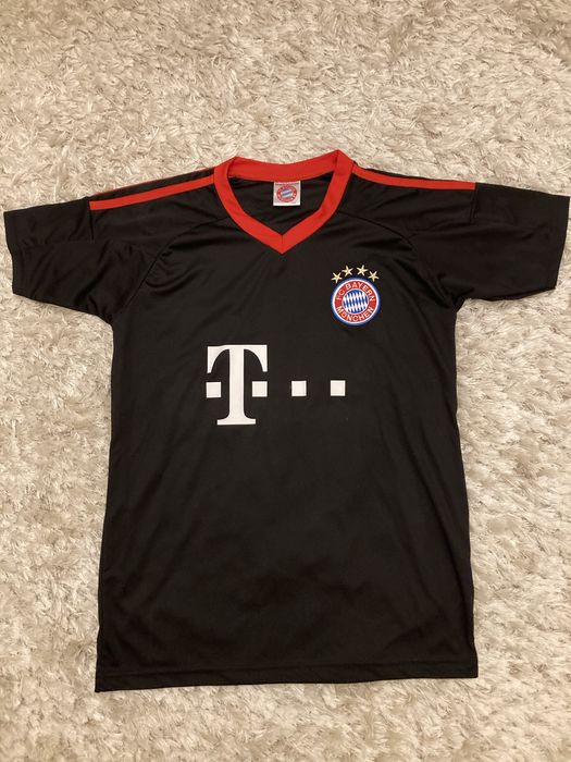 Tricouri fotbal diverse modele produse noi