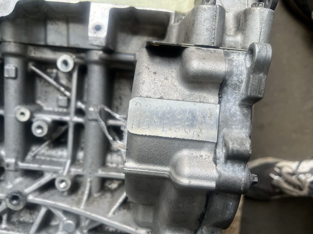 Двигател бмв 3.0д 258 Н57Д30А ( dvigatel bmw N57D30A 3.0d 258hp )