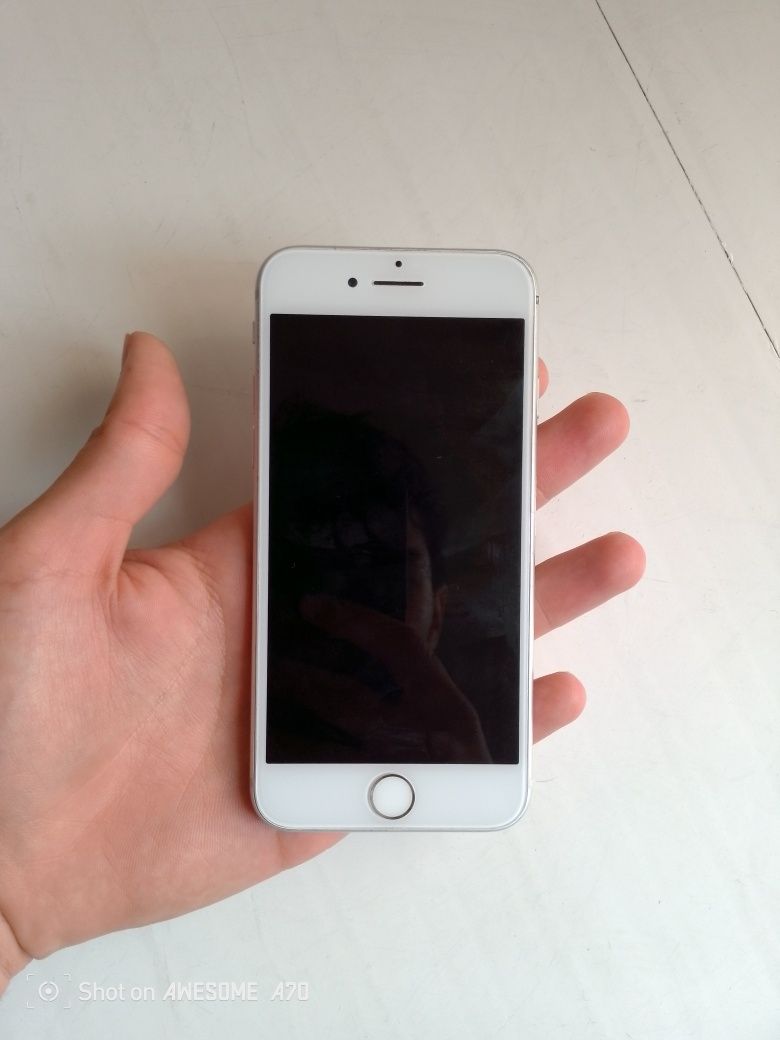 Iphone 8    64GB