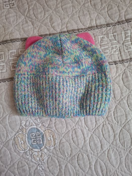 Теплые детские  шапочки