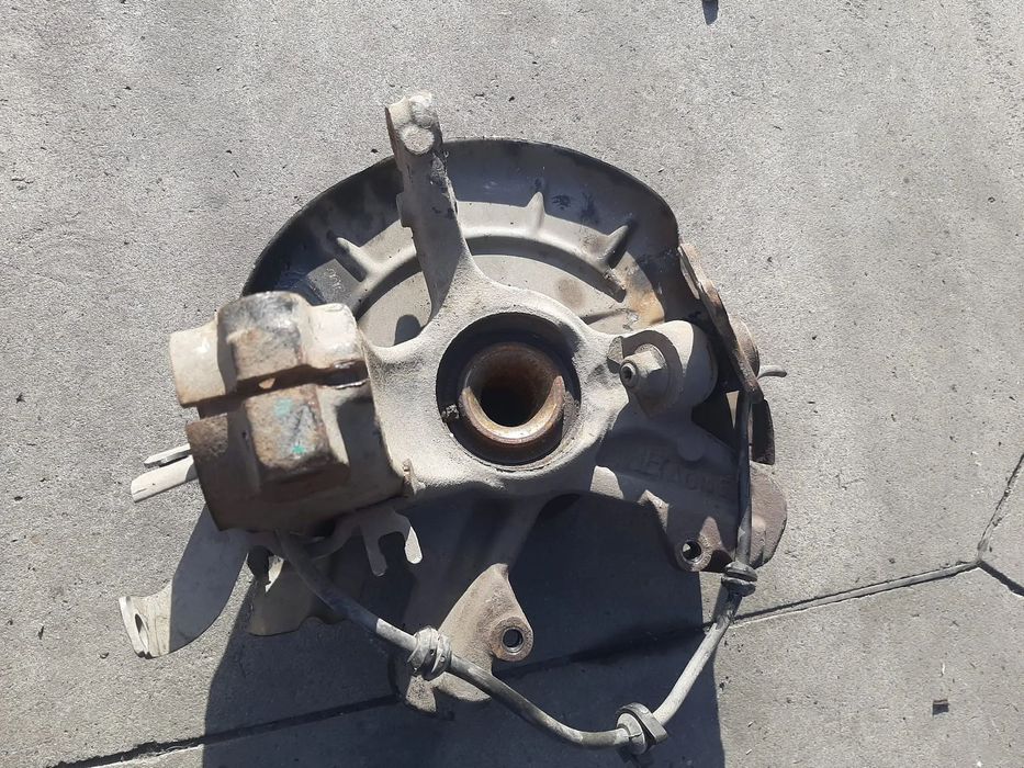 fuzeta dreapta fata vw polo 9n seat ibiza cordoba 1.4 tdi