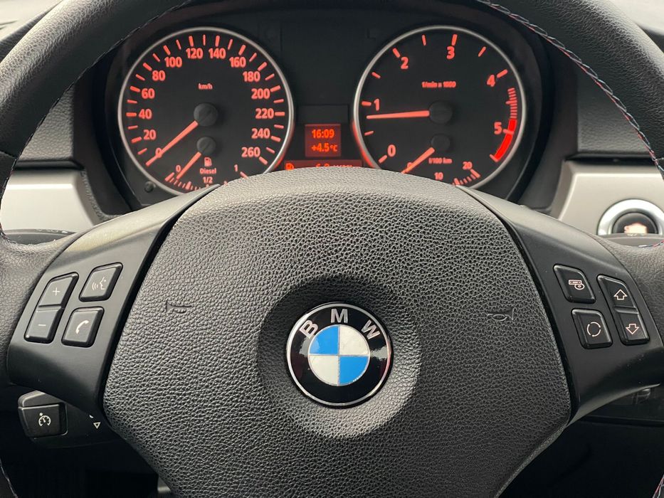 Bmw 318D•2007•Variante•Rate•Finantare•