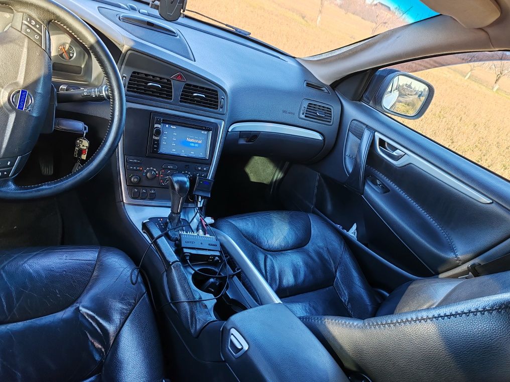 Volvo xc70 cross contry