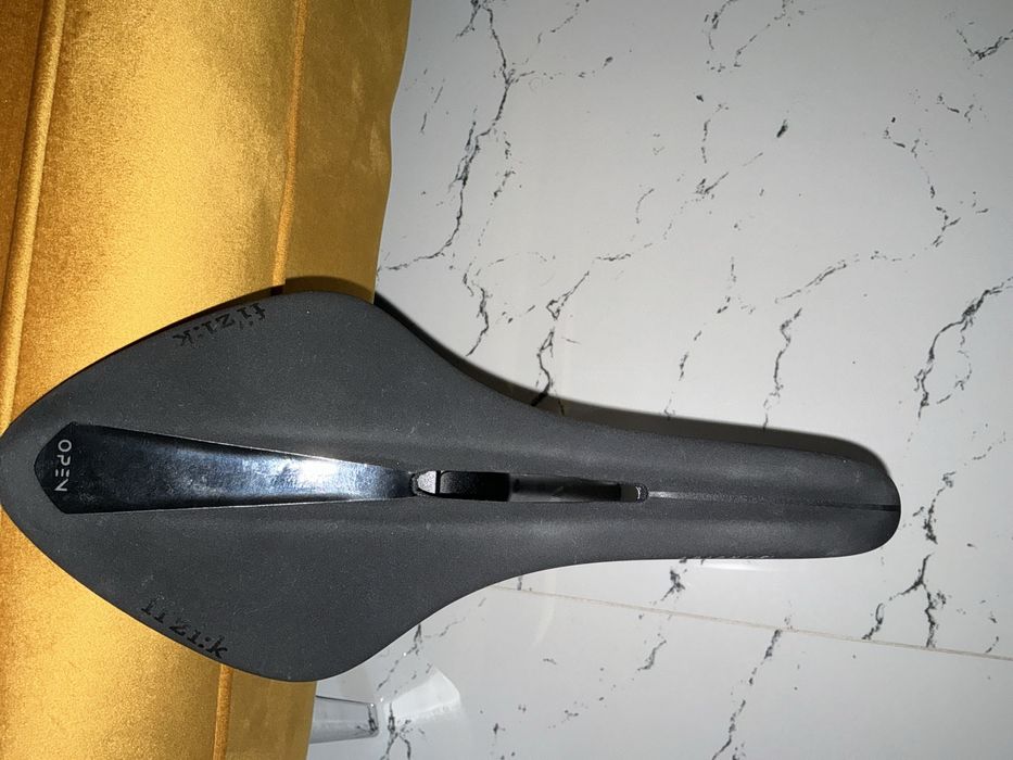 Sa/Saddle Arione R1 Braided + Tija Sa Carbon FSA SLK 27,2 350mm ca Noi