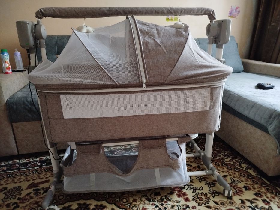 Электрическая люлька с пультом управления