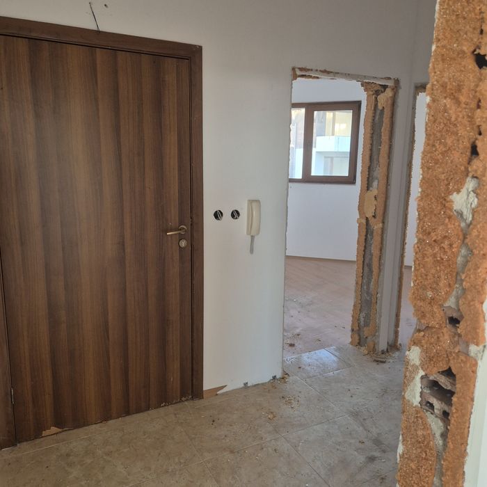 Тристаен апартамент Слънчев бряг зад Лидл