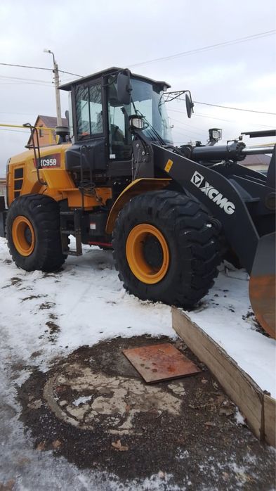 Погрузчик с оператором — услуги погрузчика