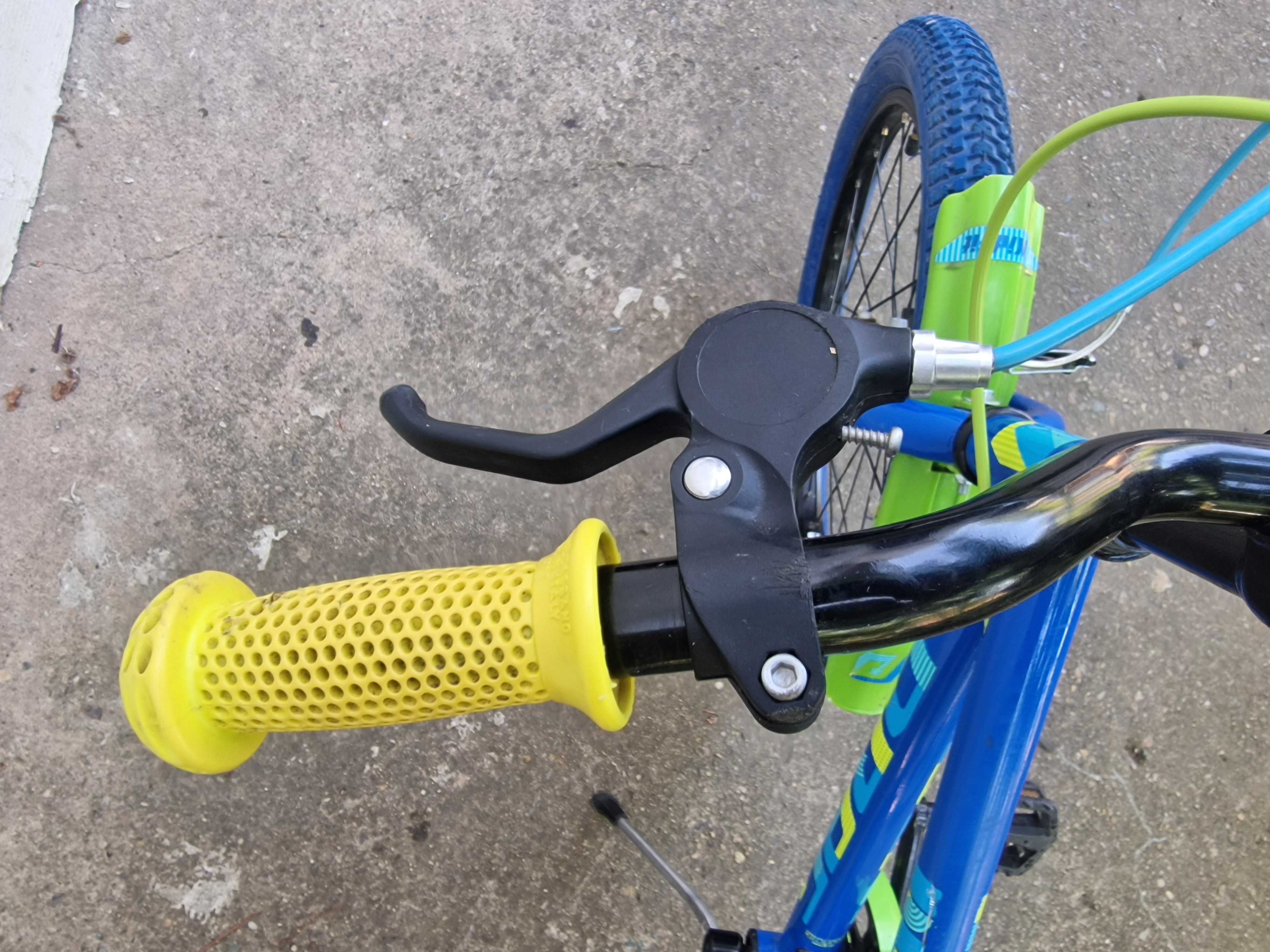 Прдавам детски велосипед Drag Rush 20"