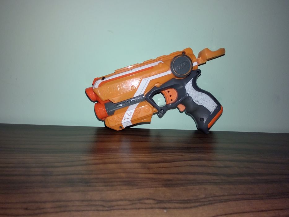 Nerf пистолети за деца над 7 години