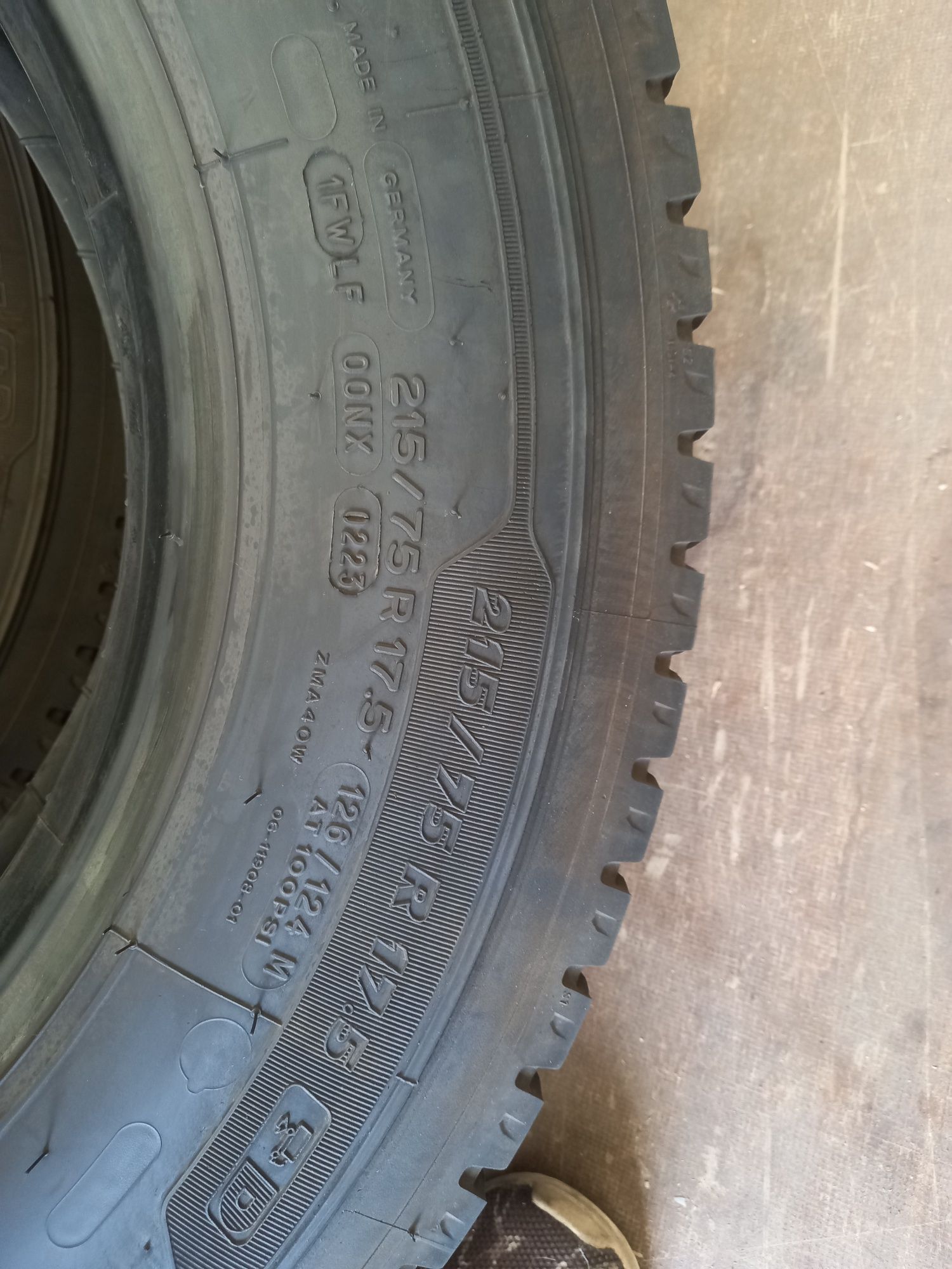 4 броя 215 75 17.5 michelin