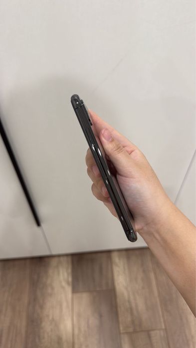 Продам iphone XS