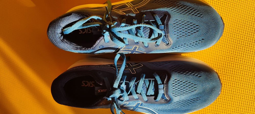 Asics running produs nou