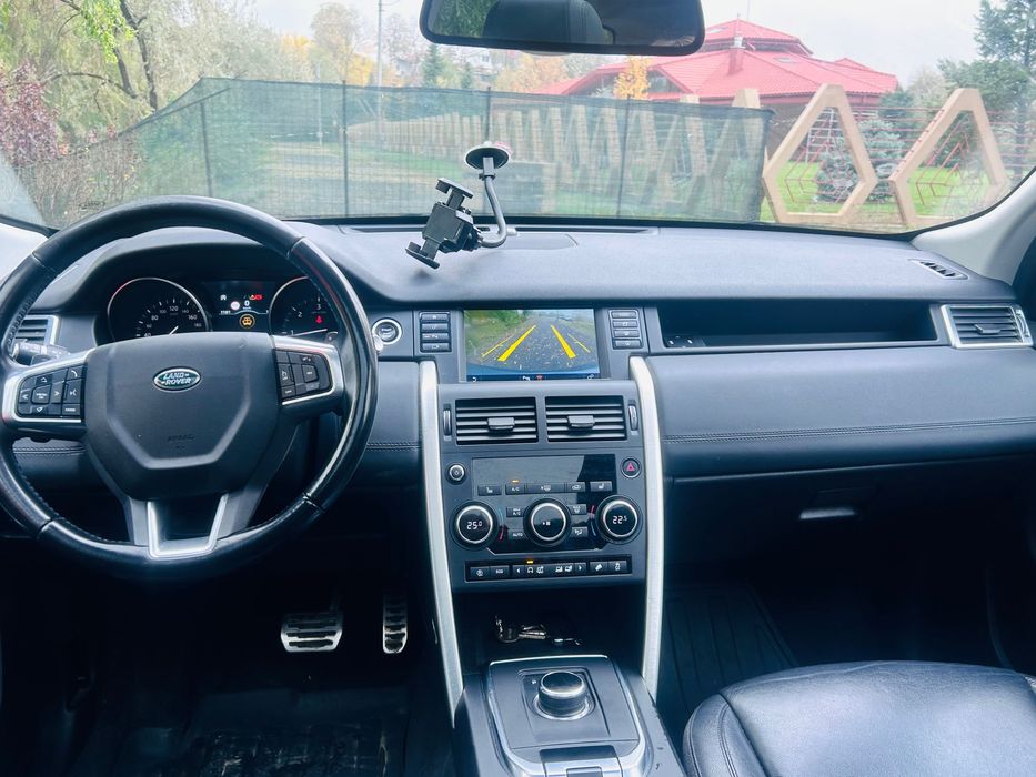 Land Rover Discovery Sport 2.0 D – Automată – 2018 – 88.000 km
