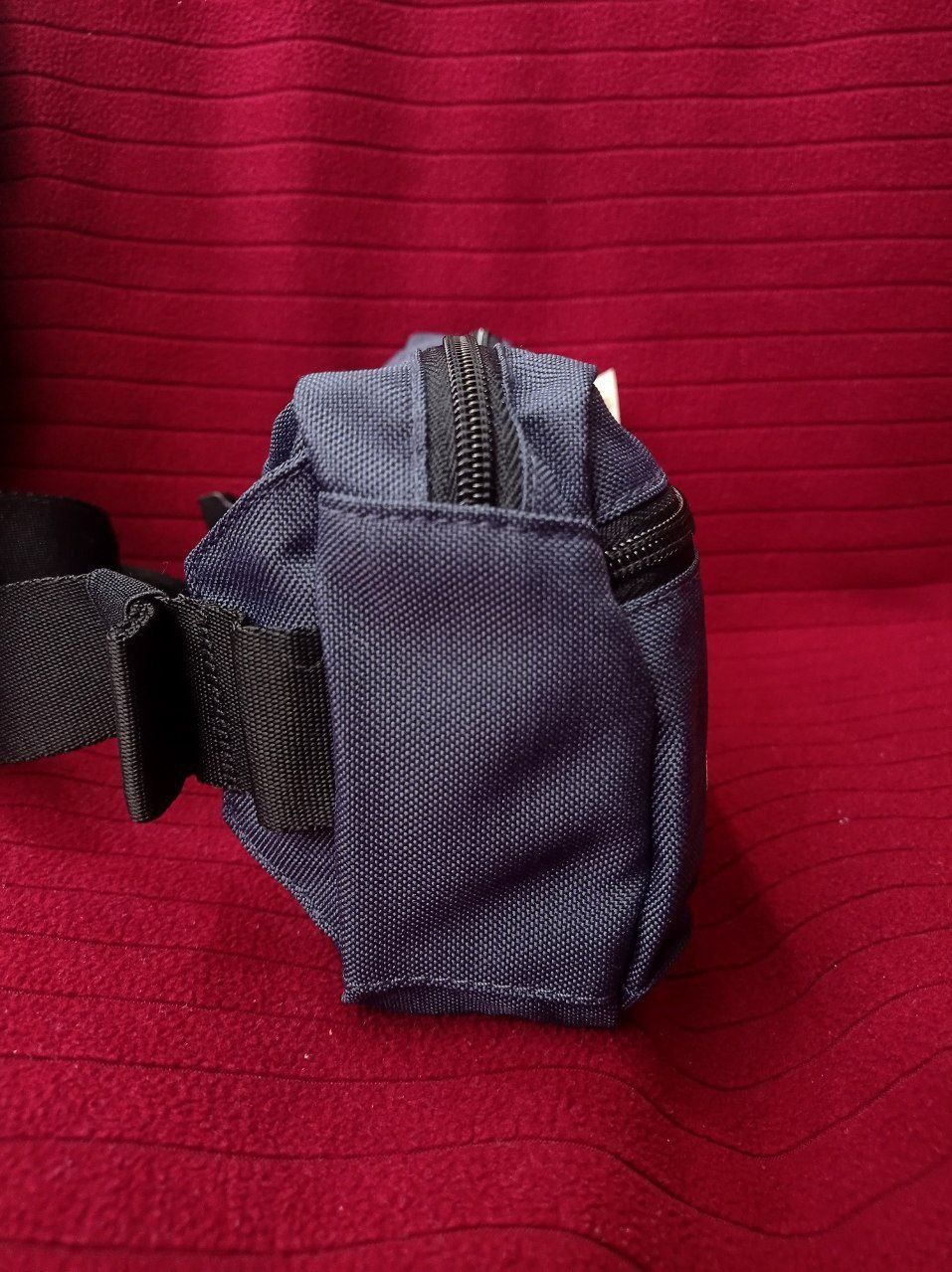 Унисекс-сумка от Adidas LINEAR BUM BAG. ( Оригинал ) Made in Indonesia